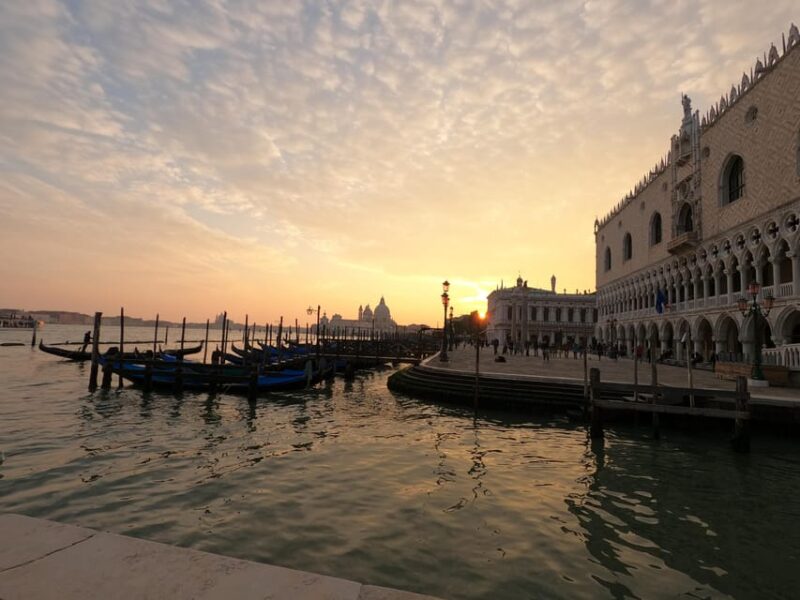 Photo With a Professional Photographer in Venice - Customer Reviews