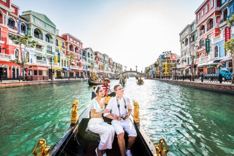 Phu Quoc: Grand World Entry Ticket - Shopping Experiences Offered