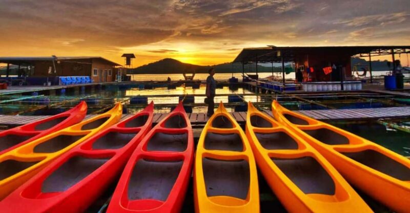Phuket: Phuket Old Town, Kayaking, Tie Dyeing, and Dinner - Important Information