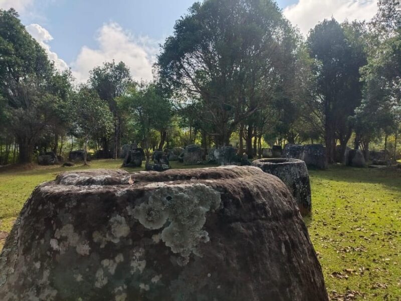 Plain of Jars Share Group Tour - Included Tour Features