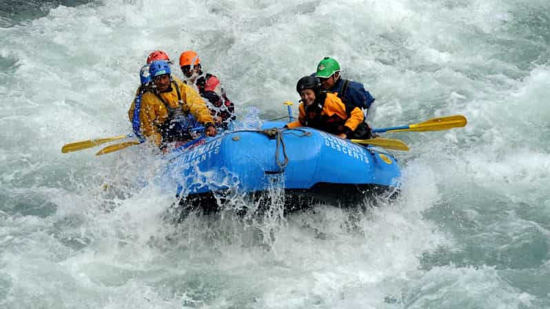 Pokhara: White Water Rafting Half Day With Hotel Transfers - Inclusions and Equipment