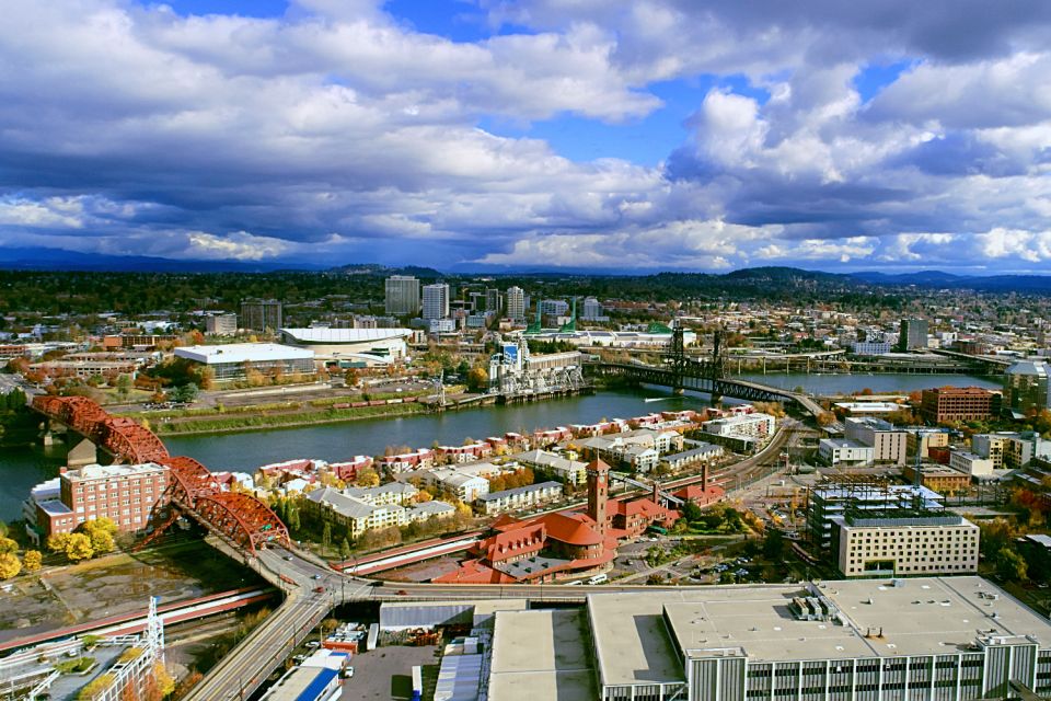 Portland Exploration: Self-Guided Driving & Walking Tour - Discovering Portlands Art District