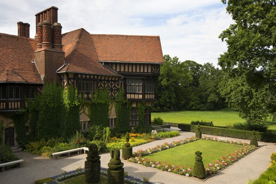 Potsdam: Cecilienhof Castle Entrance Ticket - Getting There