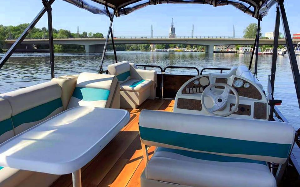 Potsdam: Rent a License-Free Boat for up to 8 PAX - Location and Accessibility