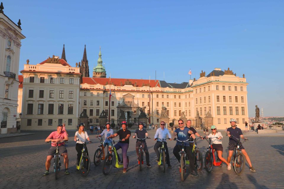 Prague: E-Bike/E-Scooter Viewpoint Tour - Participant Information