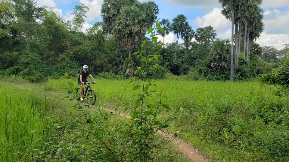 Private Angkor Wat Bike Tour - Booking and Cancellation Policy