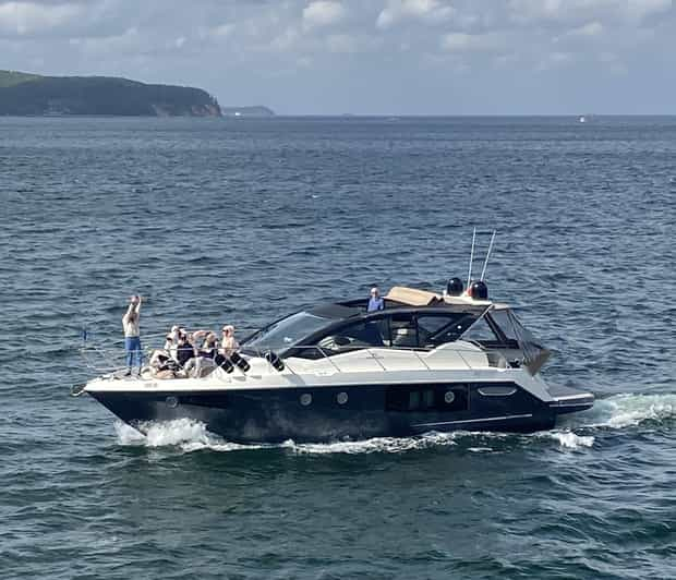 Private Cruise on a Luxury Motor Yacht - Meeting Point and Access