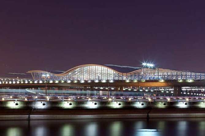 Private Departure Transfer From Shanghai City Center to Pudong Intl Airport - Booking Process