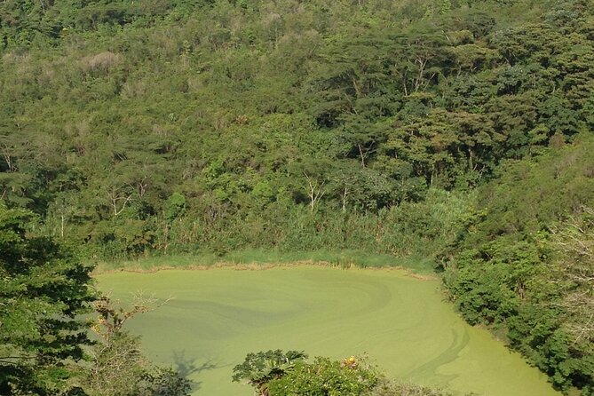 Private Hanging Bridges / Waterfall / Typical Lunch / Volcano-Lava Fields Combo - Transportation and Pickup Information