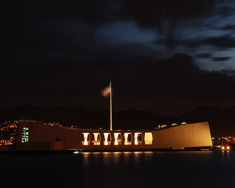 Private Pearl Harbor USS Arizona and USS Missouri - Historical Context