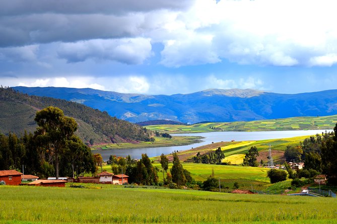 Private Sacred Valley & Machu Picchu With Vistadome Train - Moray