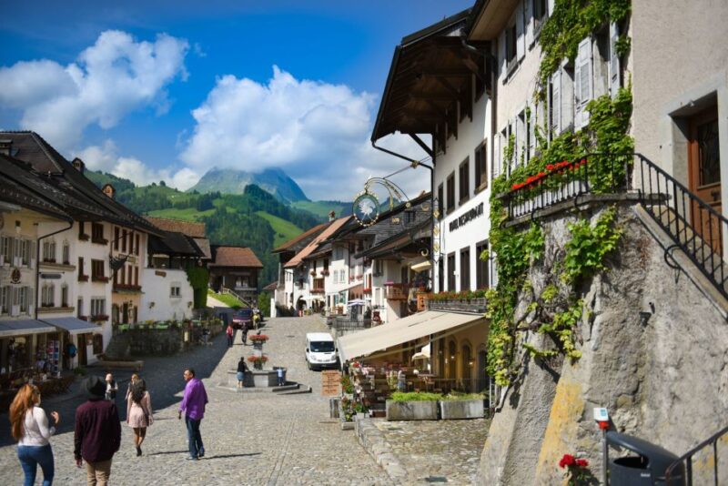 Private Swiss Cheese & Chocolate Tasting Trip in Gruyeres - Exploring Gruyeres Village