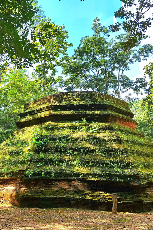 Private Tour Chiangmai , Explore Hidden Gems Lanna Temple - Participant Restrictions