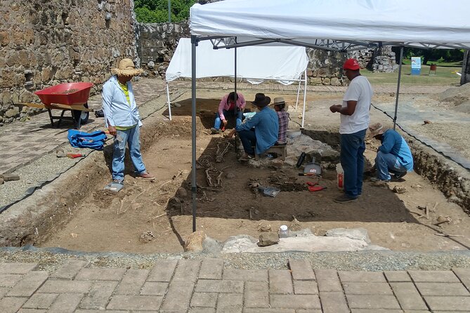 Private Tour: Culture and History of Panama City - Pickup and Accessibility