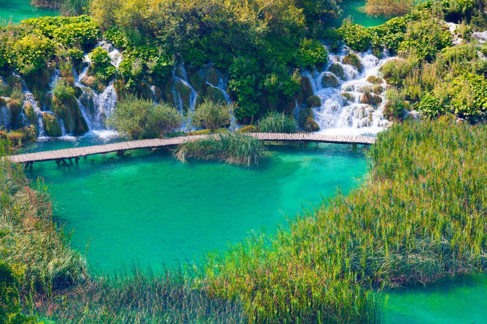 Private Tour of National Park Plitvice From Dubrovnik - Unique Travertine Formations