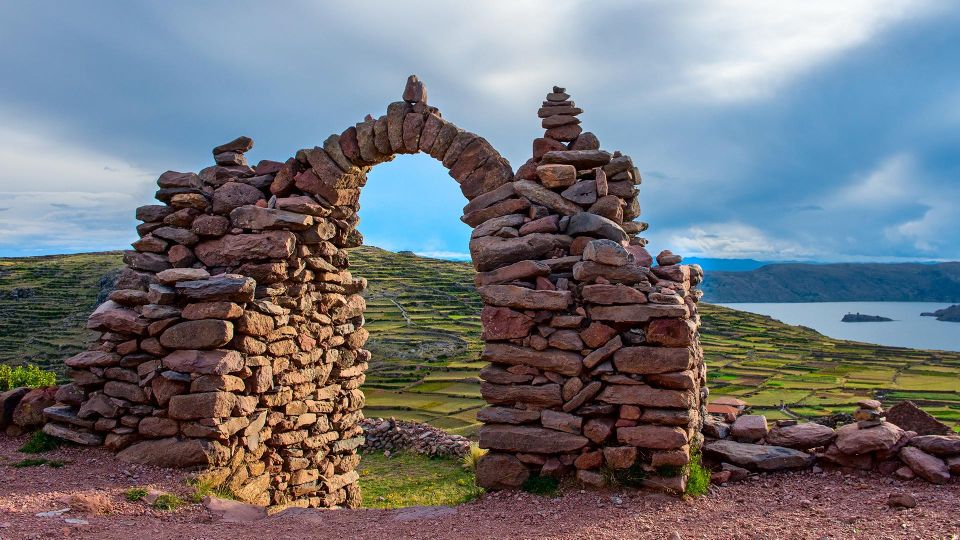 Puno: Excursion to the Islands of Uros and Taquile - Whats Included in Your Trip