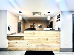Radiant Inn and Suites - Ideal for Families and Couples