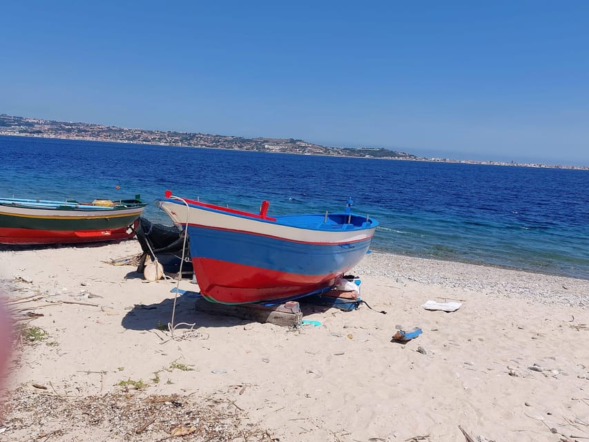 Reggio Calabria: Private Wooden Vintage Boat Tour - Highlights of the Tour