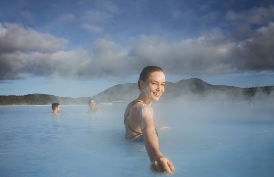 Reykjavík: Geldingadalir Volcano Hike and Blue Lagoon Visit - Relaxation at the Blue Lagoon