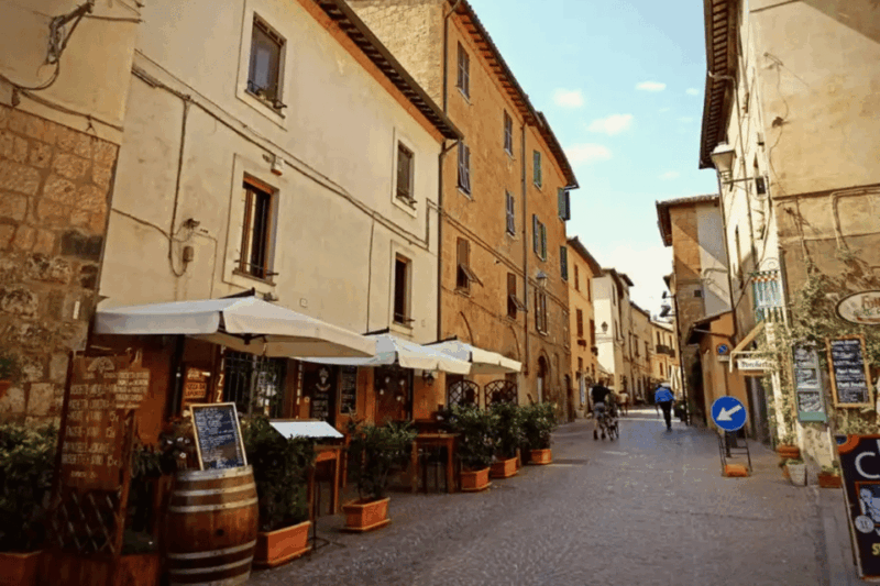 Rome: 2-In-1 Train & Funicular From/To Orvieto Centro - Funicular Ride to Orvieto Centro