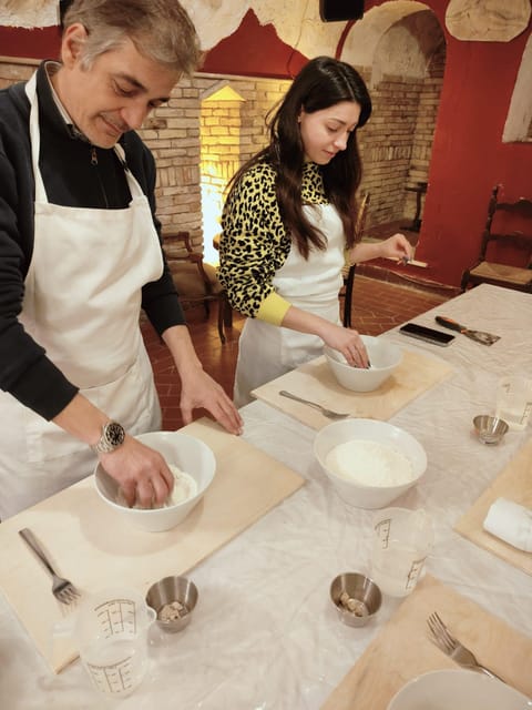 Rome: Fettucine and Tiramisu Class Near the Spanish Steps - Cooking Experience