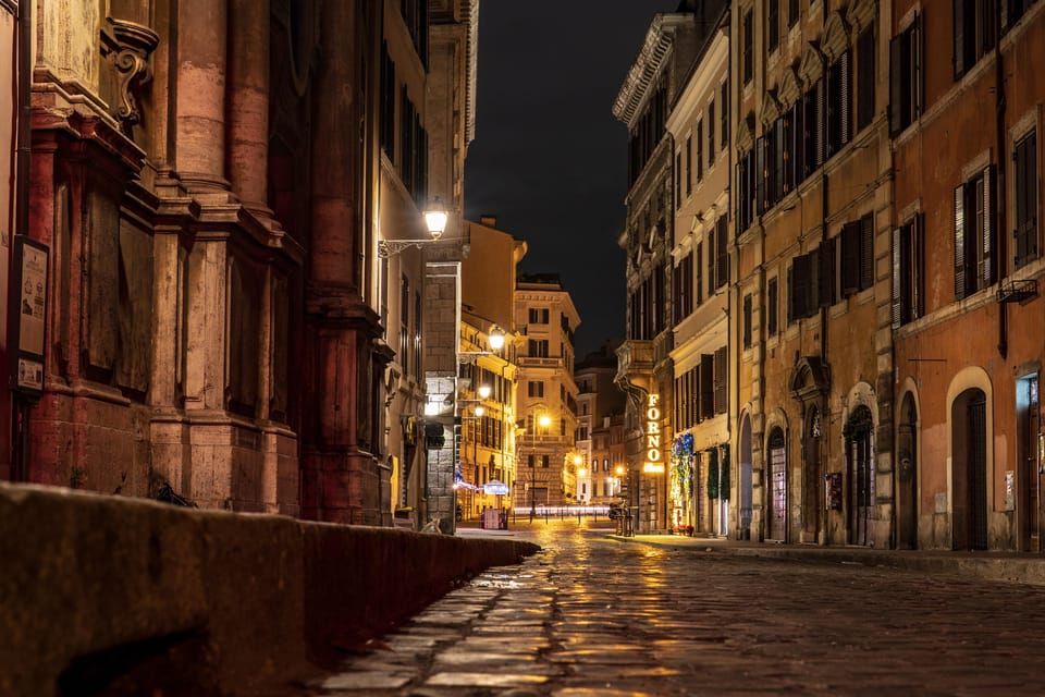 Rome: Guided Haunted Rome Ghost Tour With Dowsing Rods - Captivating Storytelling Guides