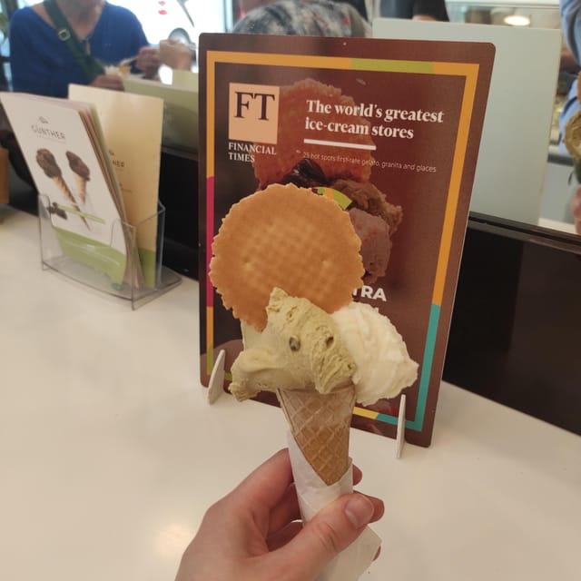 Rome: Pizza Tasting and Best Gelato Food and Colosseum Tour - Colosseum Visit