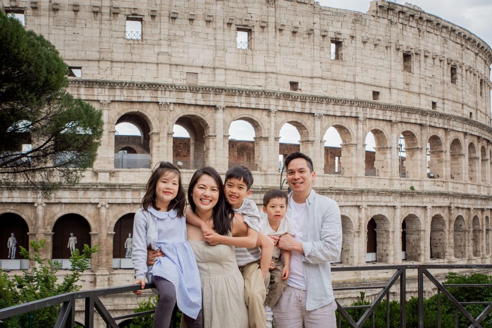 Rome: Professional Photoshoot for Family and Pregnancy - Photography Experience