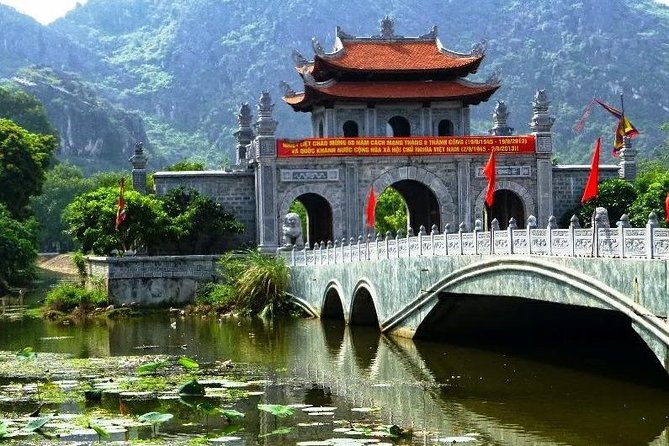 Round-Trip Hanoi to Ninh Binh Private Vehicle Charter - Experience Customization Options