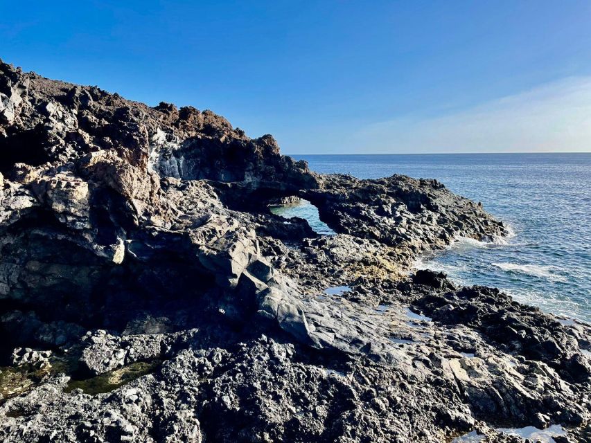 Route Guided on the Volcanic Coast of Lanzarote. - Canary Appetizer Delight