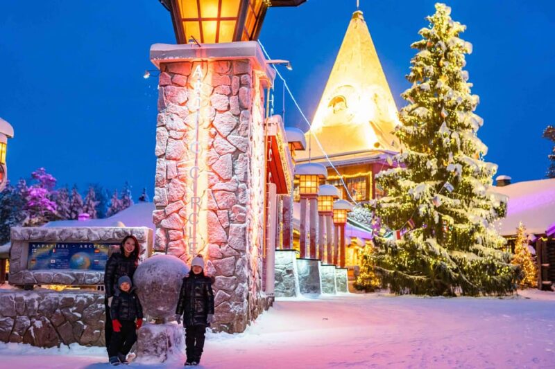Rovaniemi: Private Pro Photoshoot in Santa Claus Village - Exploring Santa Claus Village