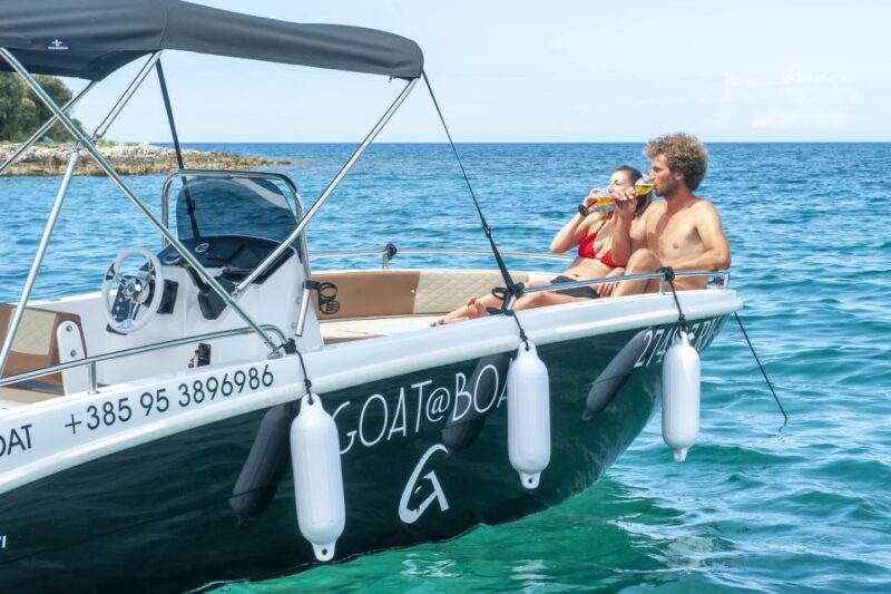 Rovinj: Lim Fjord and Red Island Archipelago Speedboat Tour - Boat Features and Amenities