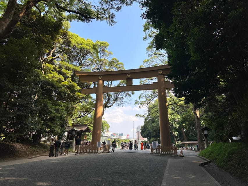 Sacred Morning Walk & Brunch-Meiji Shrine - Brunch Experience