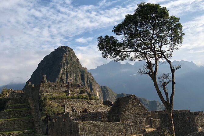 Sacred Valley and Machu Picchu 2 Day Tour With Accommodation - Tour Inclusions and Logistics