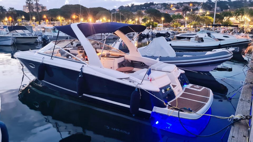 Sainte-Maxime: Gulf of Saint Tropez Private Boat Tour - Participant Restrictions