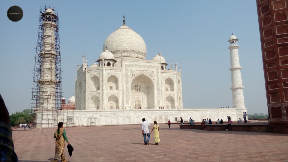 Same Day Taj Mahal Tour - Language and Communication