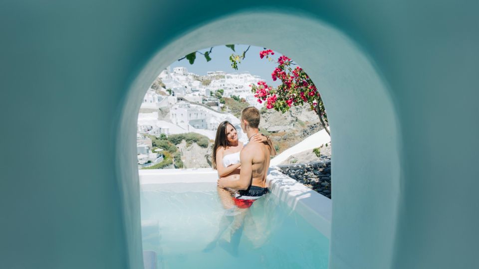 Santorini: Exclusive Personalized Photoshoot Session - Transportation Details