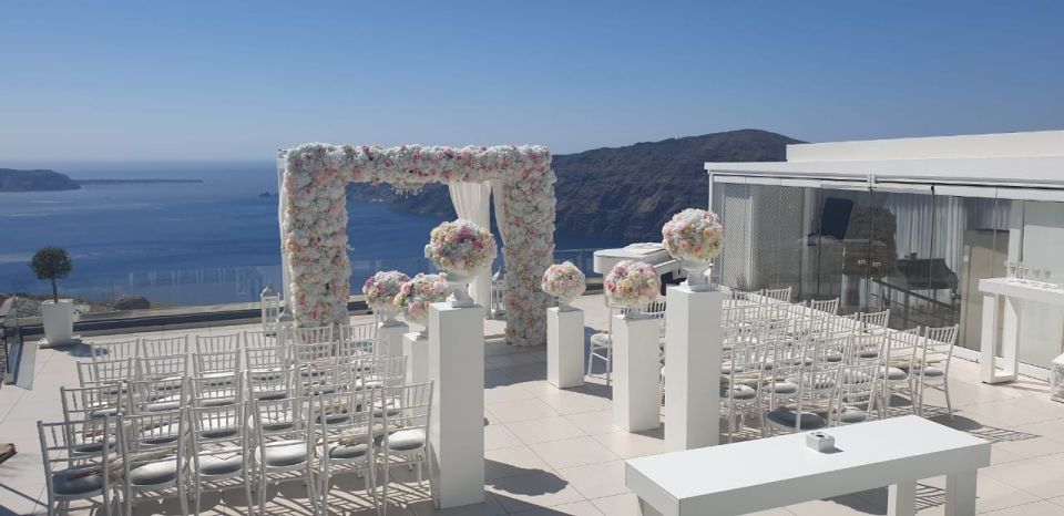 Santorini: Private Exclusive Tour With a Local Guide - Participant Information