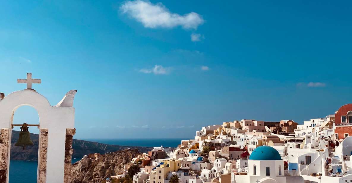 Santorini: Private Tour in the Picturesque Village of Oia - Important Tips for Visitors