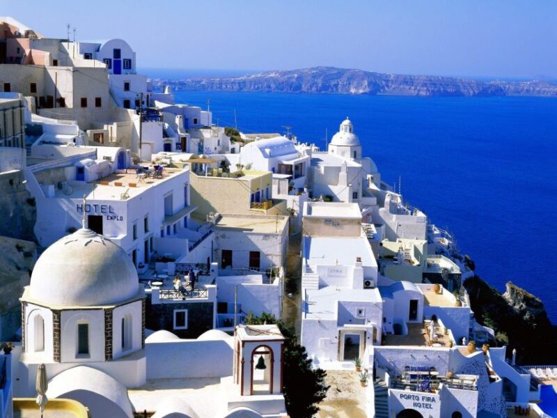 Santorini: Shore Excursion to Oia for Cruise Ship Passengers - Exploring Iconic Whitewashed Oia