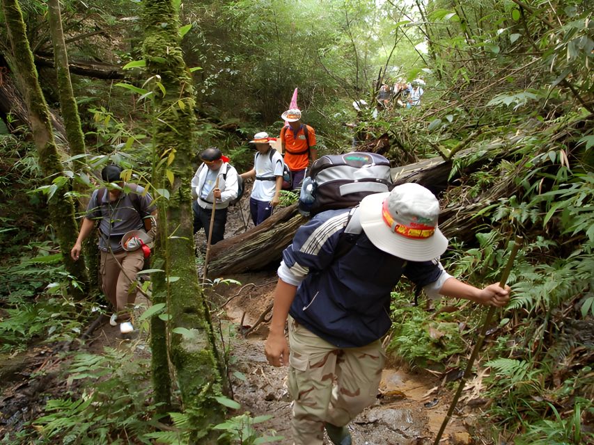 Sapa: Epic 1-Day Trek to Fansipan Mountain Peak - Whats Not Included