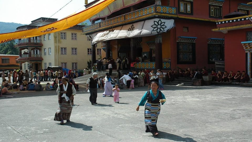 Sarangkot Sunrise Tibetan Cultural Tour - Medical Insights