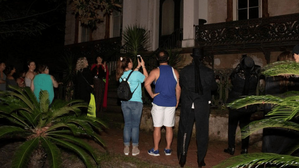 Savannah: Ghost & Graveyard Walking Tour With Local Guide - Guided by Psychic Expert