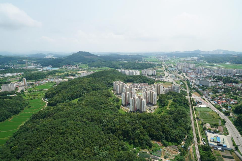 Scenic & Modern Wonders of Goyang-si: A Full-Day Tour - Tour Experience and Cultural Engagement