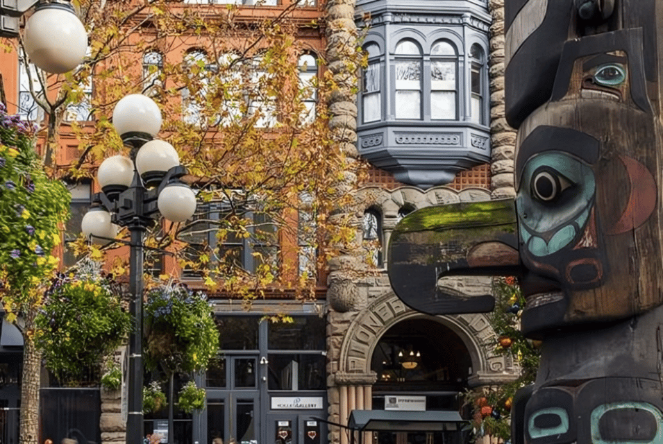 Seattle : Must-See Attractions Walking Tour With A Guide - Customizable Tour Based on Interests