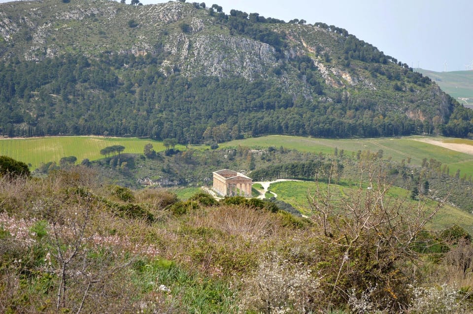 Segesta: Skip-The-Line Entry Ticket With Shuttle Service - Guided Tour Information