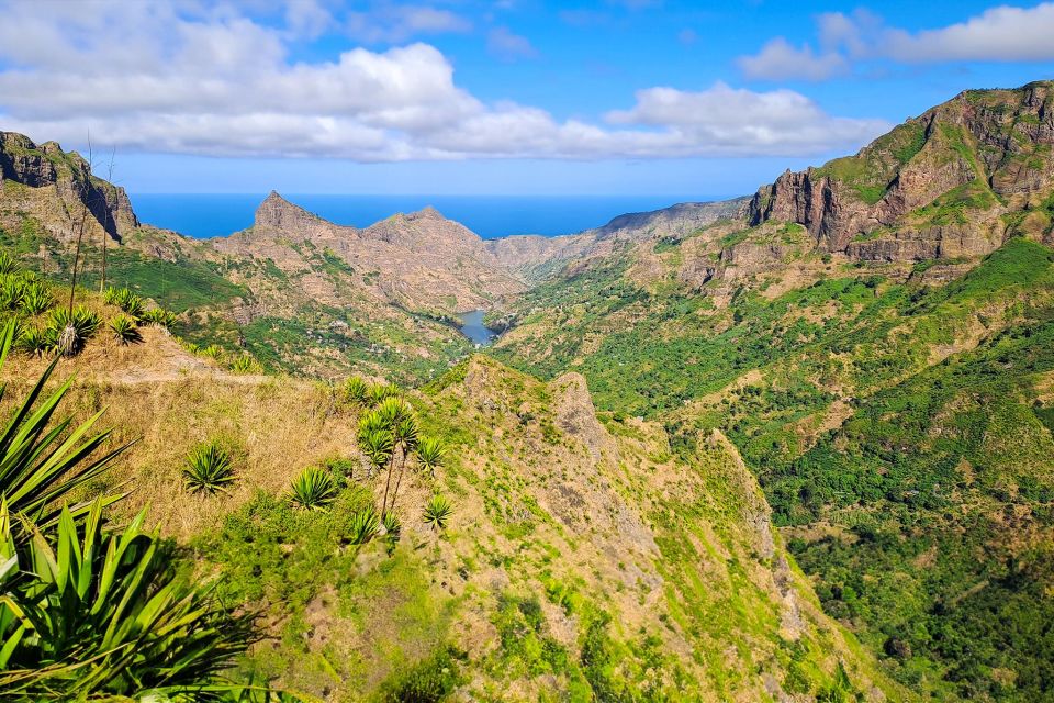 Serra Malagueta: Principal Valley Hike & Lunch With Locals - Inclusions and Logistics