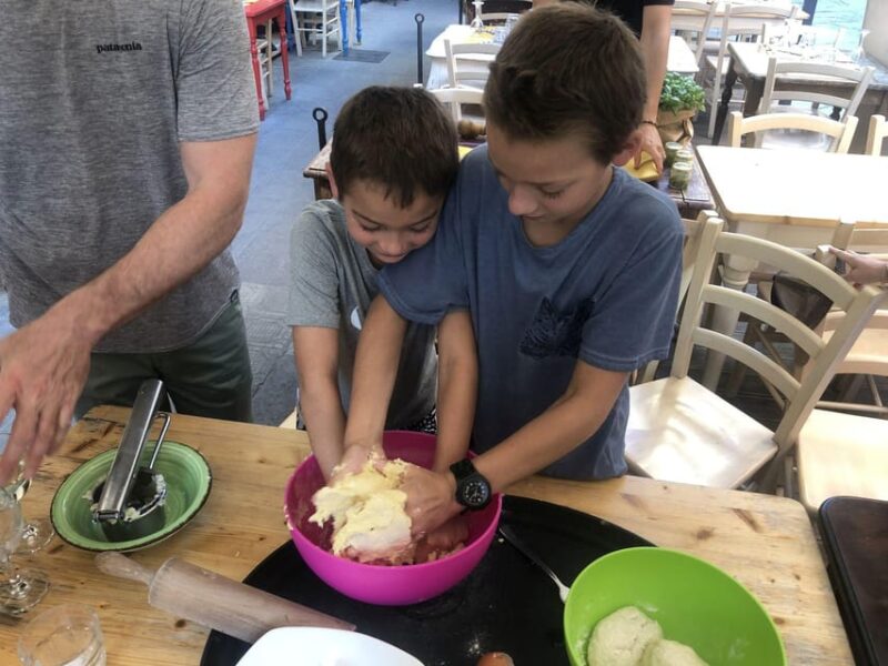 SESTRI LEVANTE: Pesto & Cooking Classes, Wine Tasting - Focaccia & Bread Experience