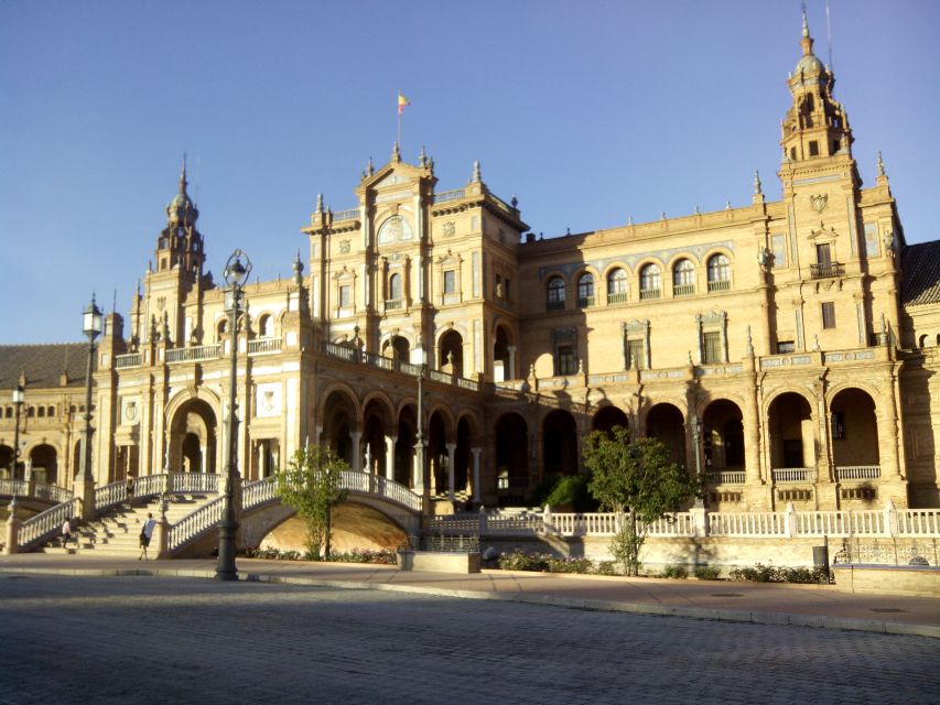 Sevilla Full-Day Trip From Granada - Meeting Point and Essential Information