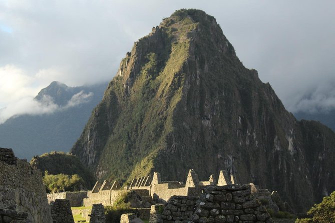 Short Inca Trail to Machu Picchu (2D-1N) - Cloud Forest and Flora and Fauna